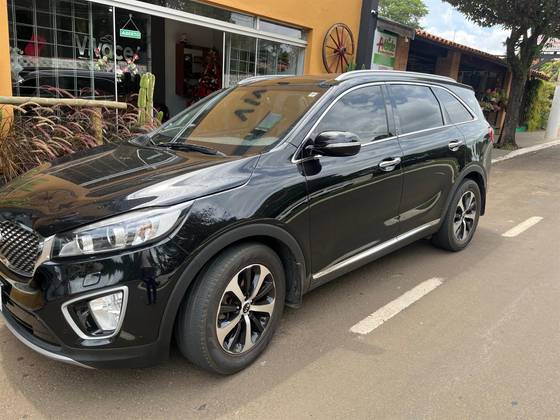 KIA SORENTO 3.3 V6 GASOLINA EX 7L AUTOMATICO KIA SORENTO 3.3 V6 GASOLINA EX 7L AUTOMATICO
